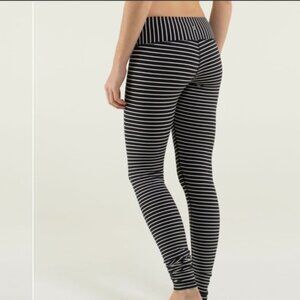 🦄Lululemon Wunder Under Pant Parallel Stripe Black White / Black